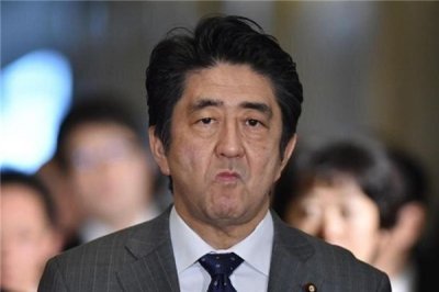 ​日本首相是不是得听天皇的？首相掌管政务（天皇无权力）