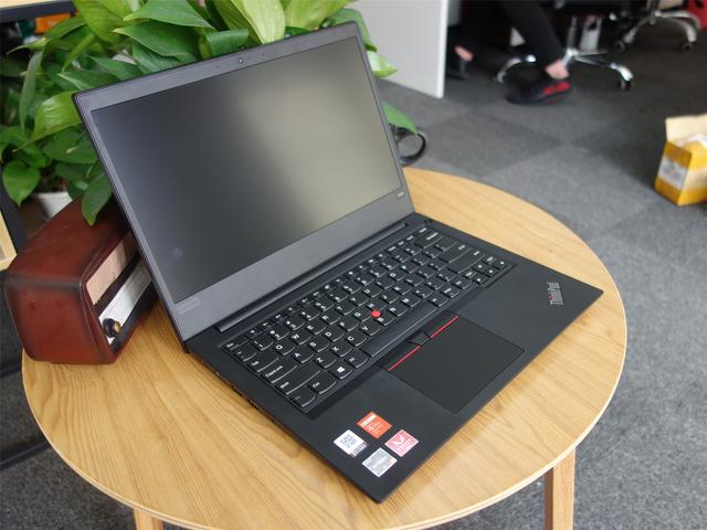 联想thinkpad e460笔记本评测（学生职场两不误的酷黑轻薄本）(13)