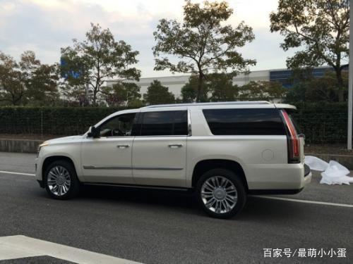 凯迪拉克凯雷德（Cadillac Escalade）是一款巨无霸般的八座SUV！-