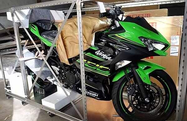 川崎NINJA400落地一共多少钱？川崎Ninja400国内价格-