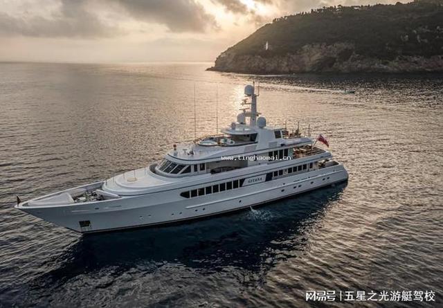 Feadship 斐帝星 Gitana 号超级游艇完成 300 万欧元的重大改装-