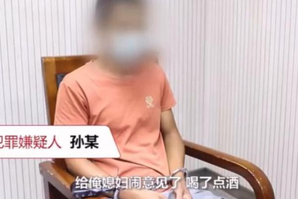 男子为寻妻在小区门口设灵堂 夫妻矛盾最好的解决方式